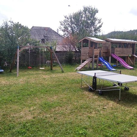 فيلا La Livada Valea Danului المظهر الخارجي الصورة